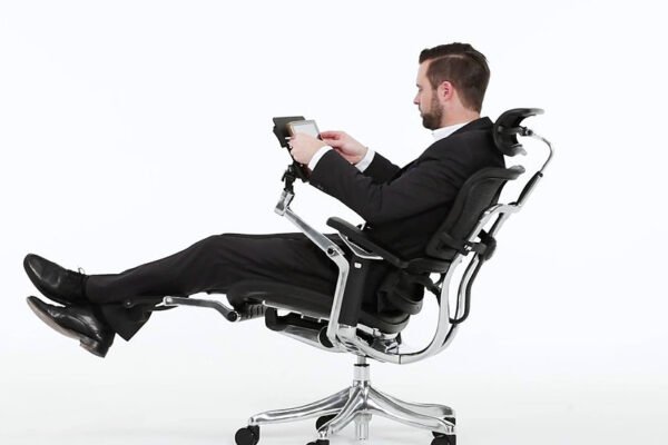 How an Ergonomic Chair Can Reduce Back Pain