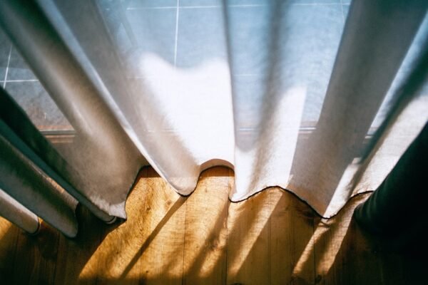 Advantages Of Linen Curtains