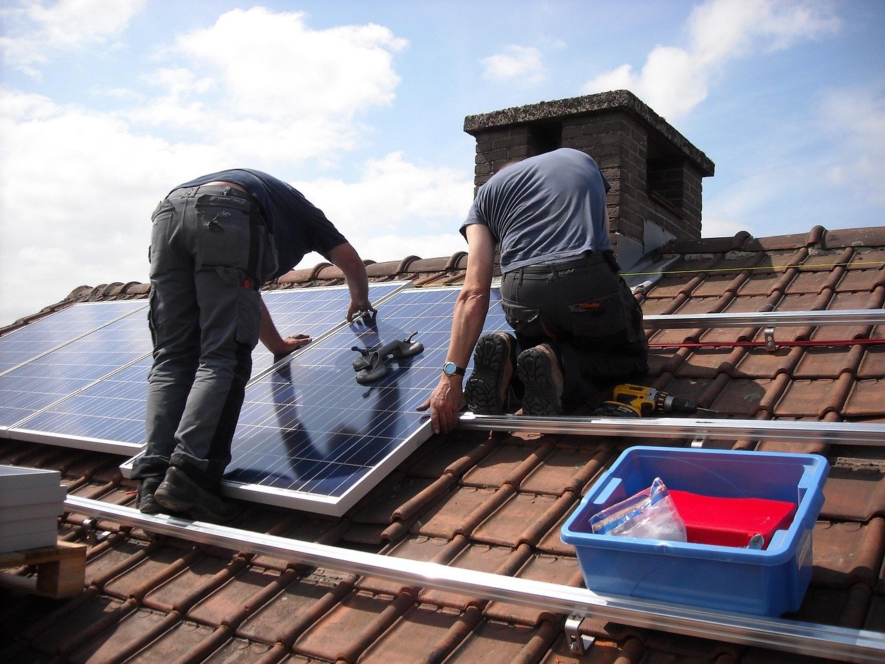 Solar Roof Maintenance Tips